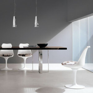 SWIVEL CHAIR / TULIP